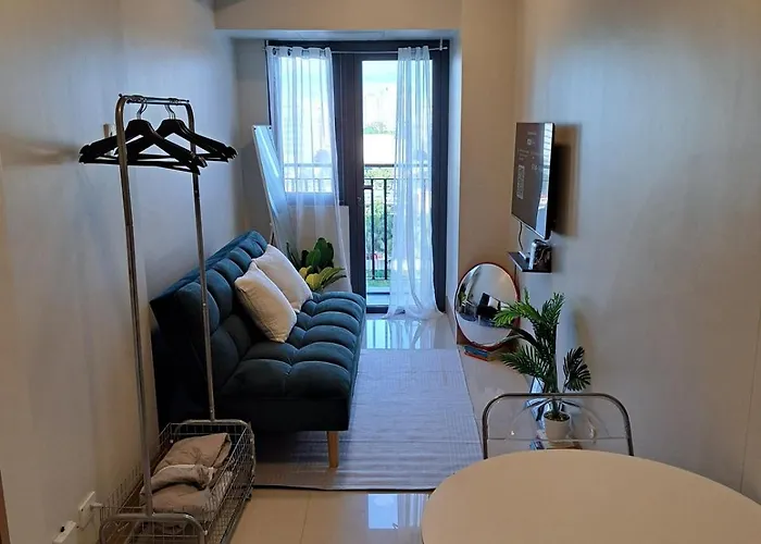 Yutori Haus At Shore 3 Tower 2 Near Mall Of Pasay *