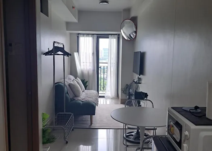 Yutori Haus At Shore 3 Tower 2 Near Mall Of Pasay * Manila