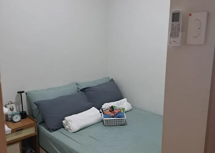 Apartment Yutori Haus At Shore 3 Tower 2 Near Mall Of Pasay